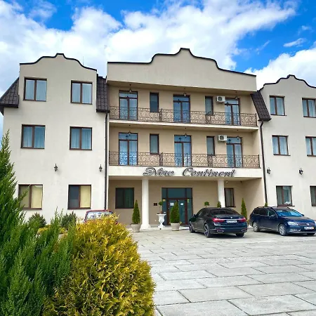 New Continent Hotel Bushtyno