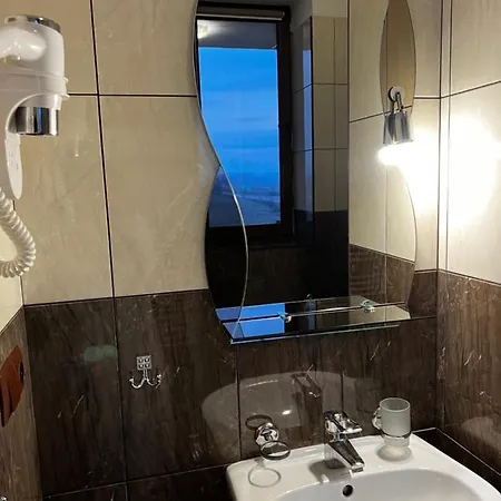 New Continent * Bushtyno