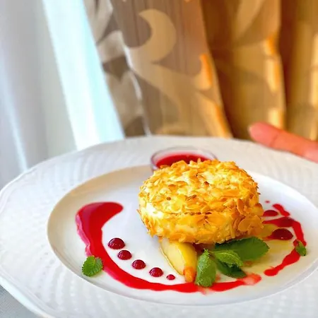 New Continent Hotel *